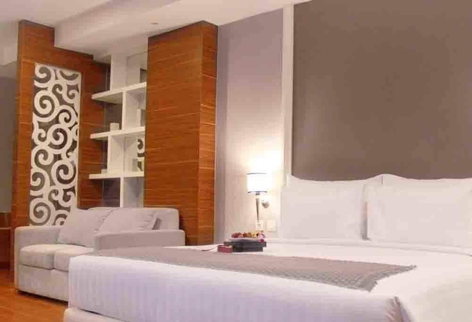 Pranaya Boutique Hotel Serpong Ngoại thất bức ảnh