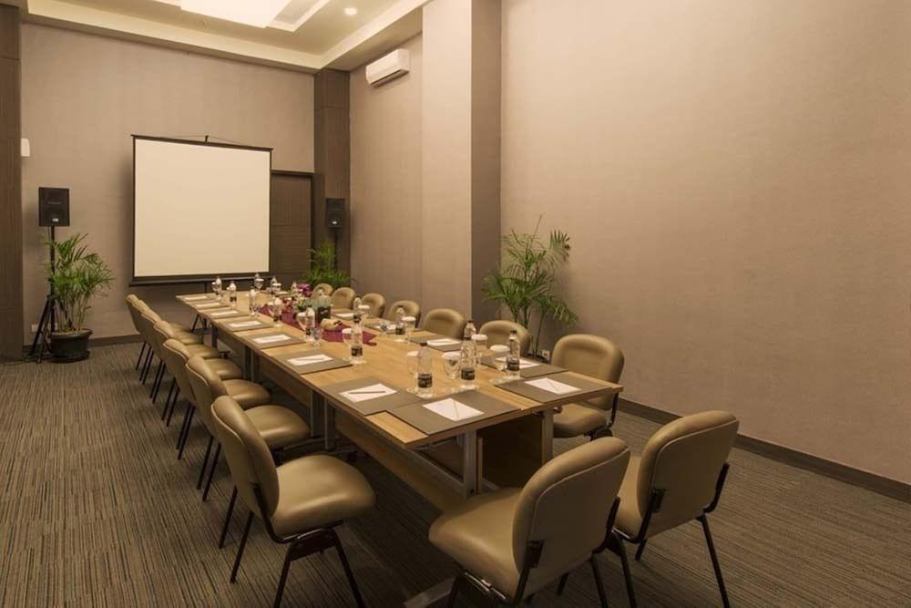Pranaya Boutique Hotel Serpong Ngoại thất bức ảnh